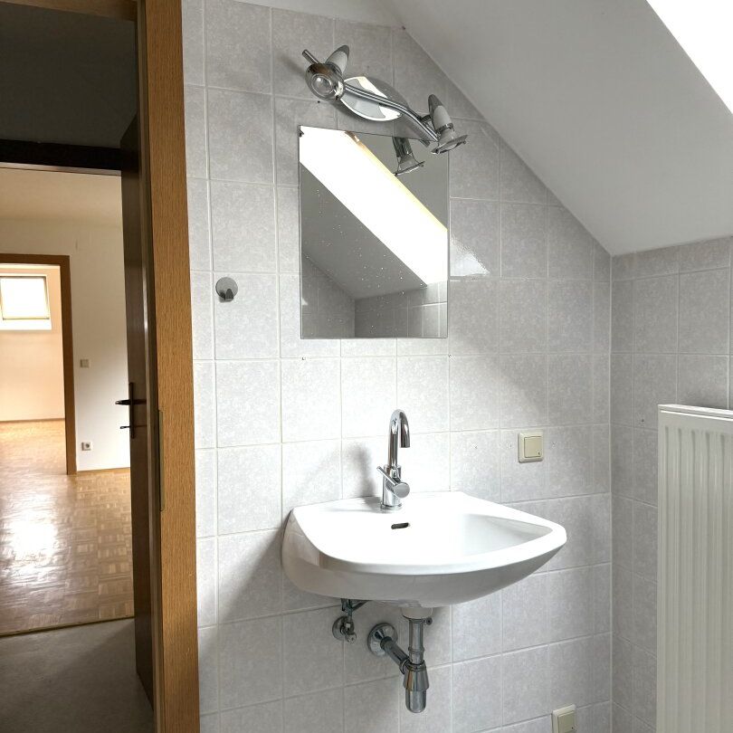 Gemütliche Wohnung im Dachgeschoss in Thörl, Steiermark – Ihr neues Zuhause! - Foto 1