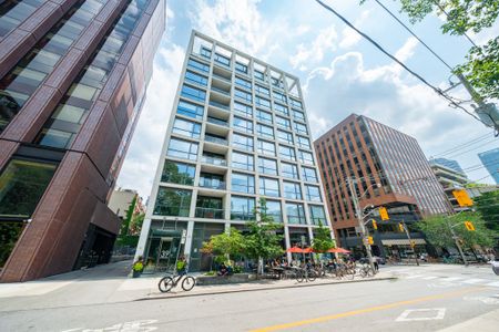 For Lease - 39 Brant Street Unit# 208, Toronto, Ontario - Photo 5