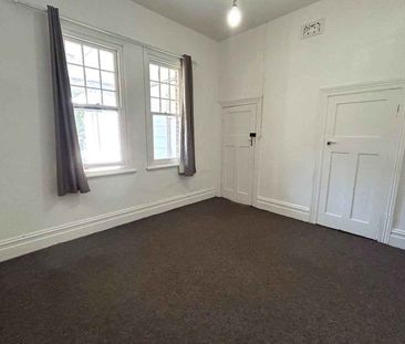 2 Bedroom home in the heart of Marrickville! - Photo 3