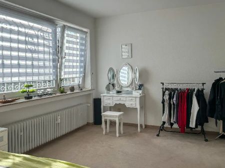 Komfortabel Wohnen im Zweifamilienhaus: Mietwohnung mit drei Zimmern und Sonnenbalkon - Foto 5