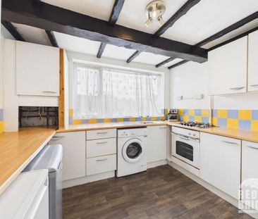 2 bedroom maisonette to rent - Photo 1