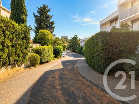 Location Appartement 1 pièce 39m² MONTPELLIER 34090 - Photo 5