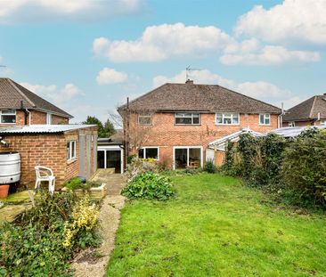 3 bed house to rent in Tresco Road, Berkhamsted, HP4 - Photo 1