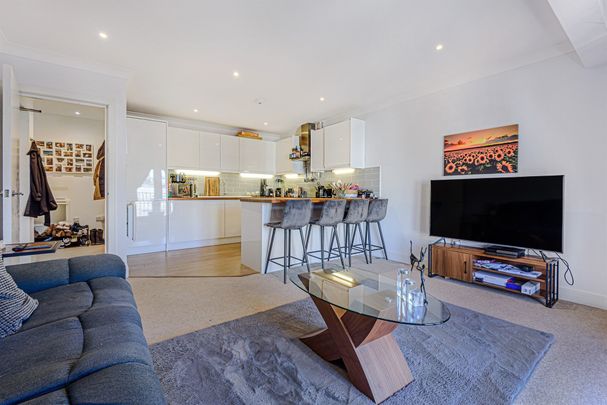 Brook Street, Tring - Photo 1