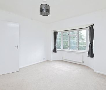 3 bedroom detached house to rent - Photo 3