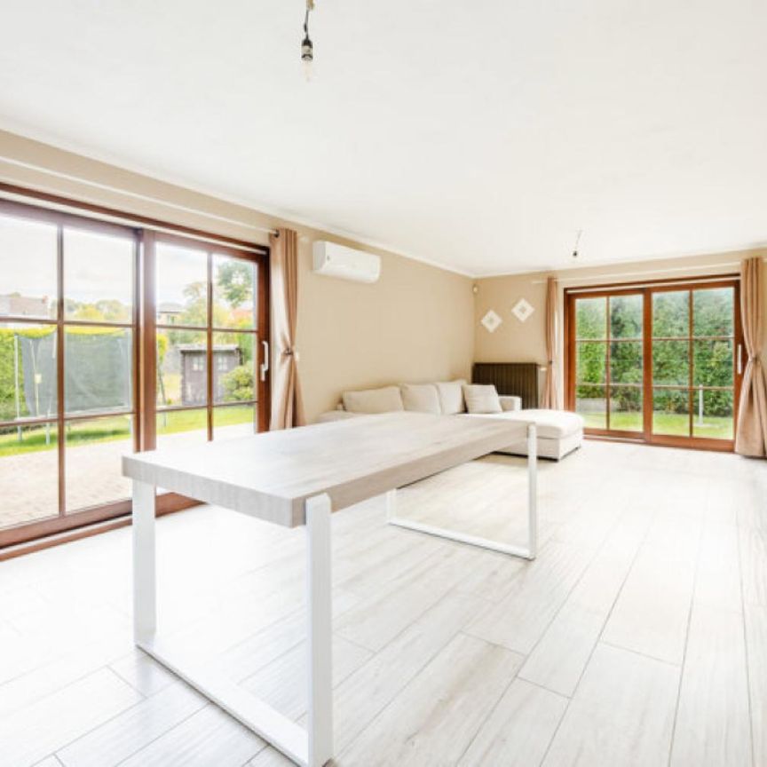 Villa te huur in LA HESTRE - Photo 1