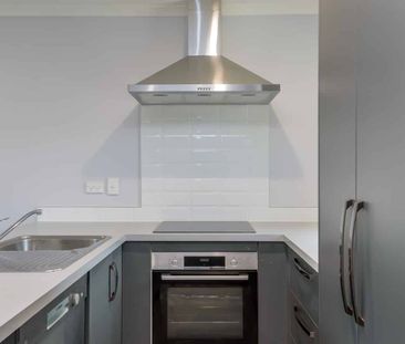 Low maintenance CBD living - Photo 4