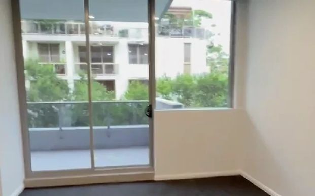 12 Broome St, Sydney - Photo 1