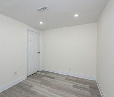 For Lease - 10 Blackwell Avenue Unit# Lower, Toronto, Ontario - Photo 4