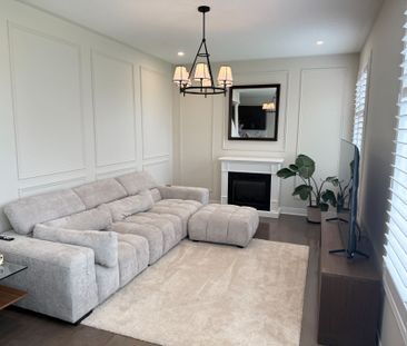 For Lease - 28 Lucida Court, Whitchurch-Stouffville, Ontario - Photo 1