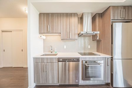 For Lease - 2087 Fairview Street Unit# 2202, Burlington, Ontario - Photo 5