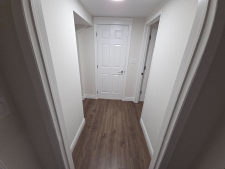 For Lease - 478 Winfield Terrace, Mississauga, Ontario - Photo 4