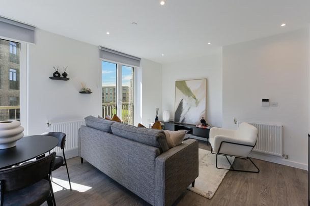 2 bedroom flat to rent - Photo 1