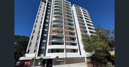 AS NEW STUNNING 1 BEDROOM APARTMENT IN PRIME LOATION - Photo 2