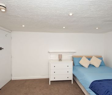 Ordnance Terrace, Chatham Room 3 - Photo 2