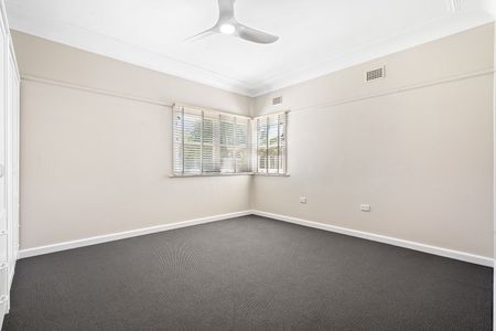 Freshly Renovated Home in Ideal Engadine Location - Photo 5