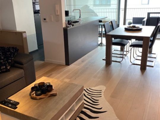 Instapklaar recent appartement op de 3eV met 2 SLK en ruim terras 15m2 - Foto 1