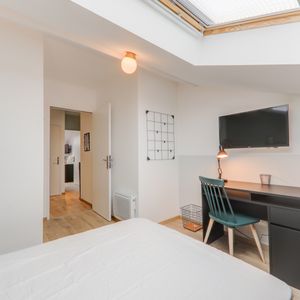 REBATEL Roommate 5 Bedrooms at Lyon 3e - Photo 2