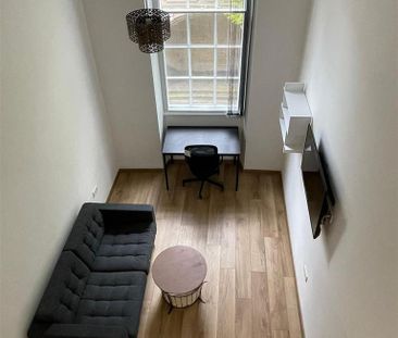 1 bedroom private hall to rent - Photo 1