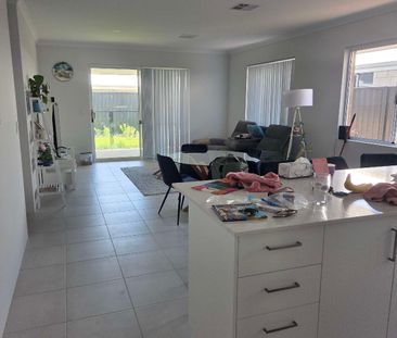 Southern River - Photo 2