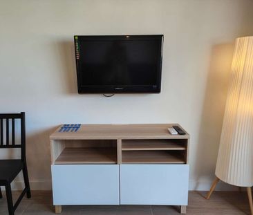 1 room luxury Flat for rent in Benalmádena, Spain - Photo 3