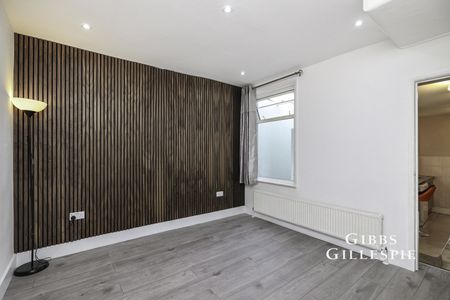 3 Bedroom House to rent - Photo 2