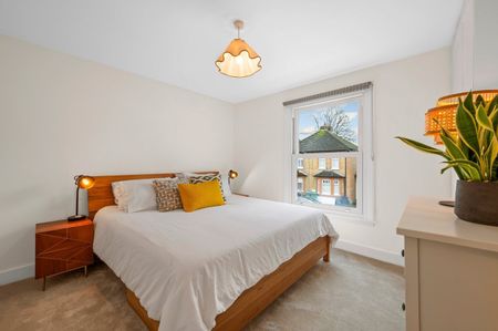 Albany Road, Hersham, KT12 - Photo 4