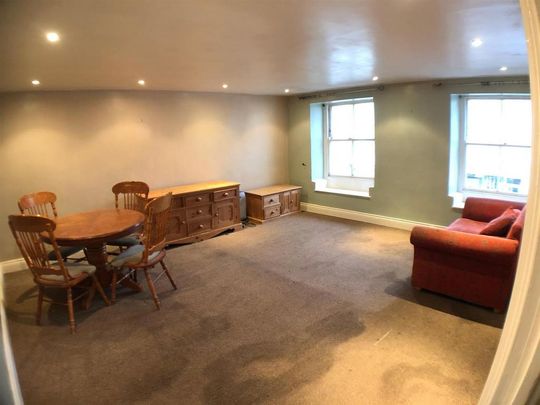 2 bedroom maisonette to rent - Photo 1