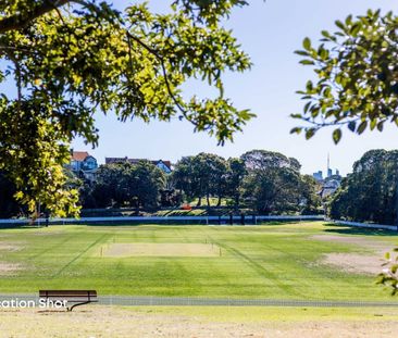 Luxury deep waterfront residence - Photo 4