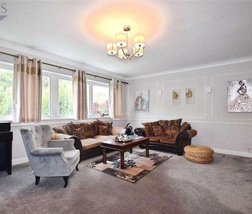 Wild Oaks, Acacia Road, Staines-upon-thames, Surrey, TW18 - Photo 2