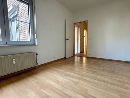 Appartement te huur - Foto 4