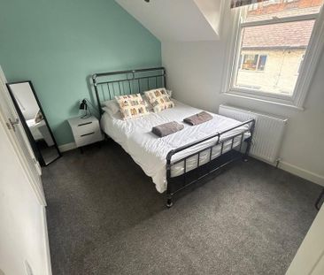 1 bedroom in a house share to rent - Photo 1