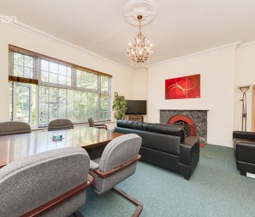 6 bedroom house to rent - Photo 2