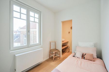 Lichtrijk duplex appartement op een rustige locatie in Duinbergen! - Foto 4