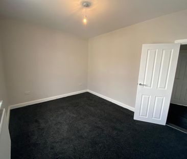 2 bed end of terrace house to rent in Scarlett Street, Burnley, BB11 - Photo 5