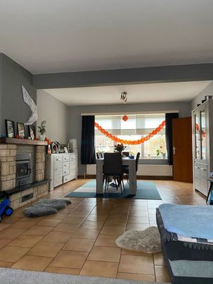 Ruime bel-etagewoning met 3 slaapkamers. - Foto 1