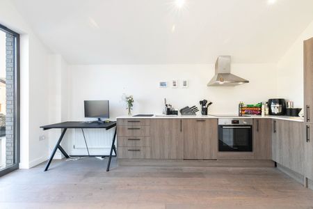 2 Bed Flat, Omegas Court, N8 - Photo 4