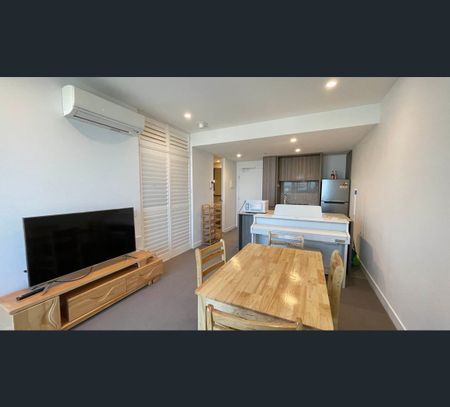 2618/160 Victoria Street, Carlton, Vic 3053 - Photo 4