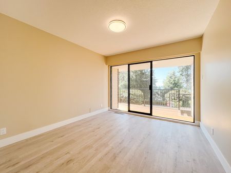 Seven Bedrooms?!!! - Photo 2
