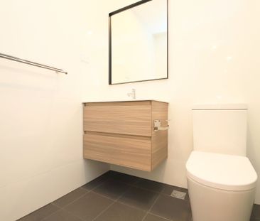 Near New One Bedroom Apartment in the Heart of Bankstown - Photo 6