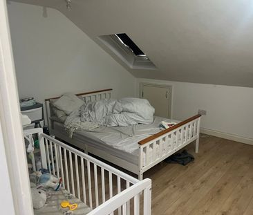 Room in a Shared House, Bartle Avenue, E6 - Photo 3