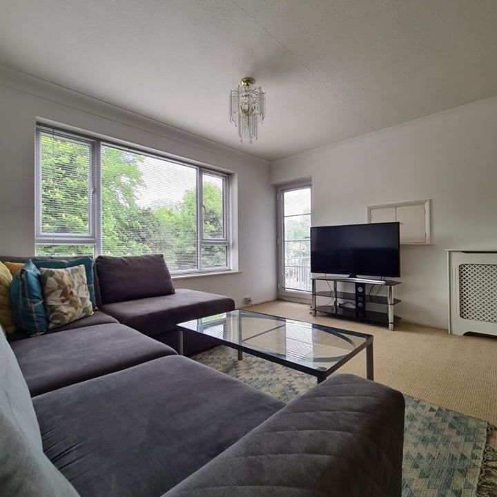 2 Bed Flat, Moss Hall Grove, N12 - Photo 1