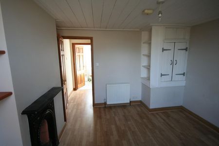 2 bedroom House To Let Total Size: 829 SQ FT - Photo 5