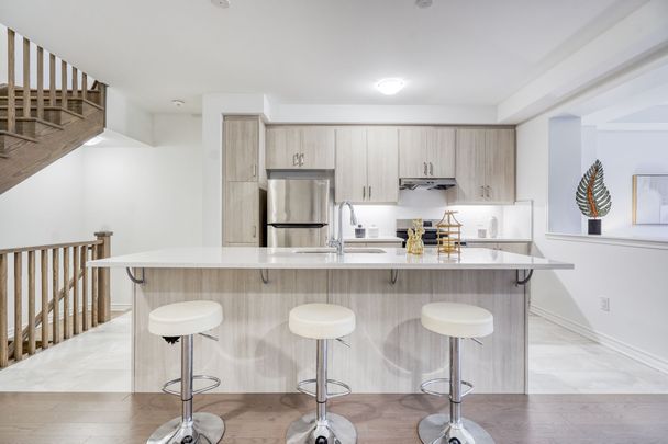 For Lease - 11 Avani Avenue, Markham, Ontario - Photo 1