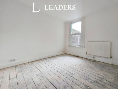 1 bedroom apartment to rent Fairfax Drive, Westcliff-on-Sea, SS0 - Photo 5