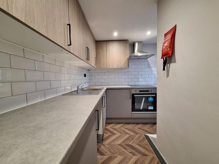 Studio to rent - Photo 4