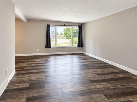 For Lease - 63 Sanatorium Road Unit# Upper, Hamilton, Ontario - Photo 4