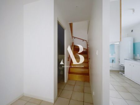 Location Appartement 3 pièces 64m² GRANDPUITS BAILLY CARROIS 77720 - Photo 5