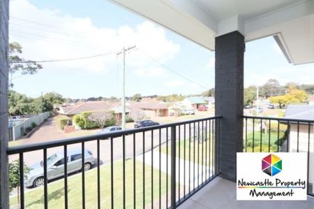 1/4 Crest Road, Wallsend - Photo 3