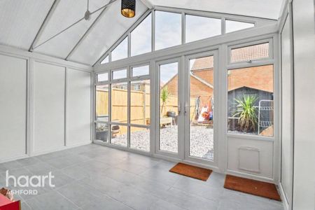 2 bedroom terraced house to rent - Photo 3